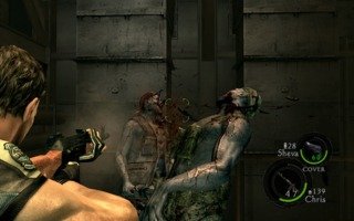 Chris combating Soldier Majini