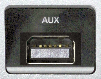 AUX_connector.png