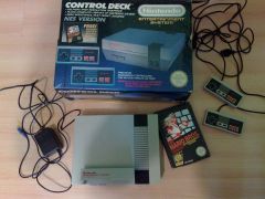 Nintendo Entertainment System (NES Version)  (Pilnas Komplektas)